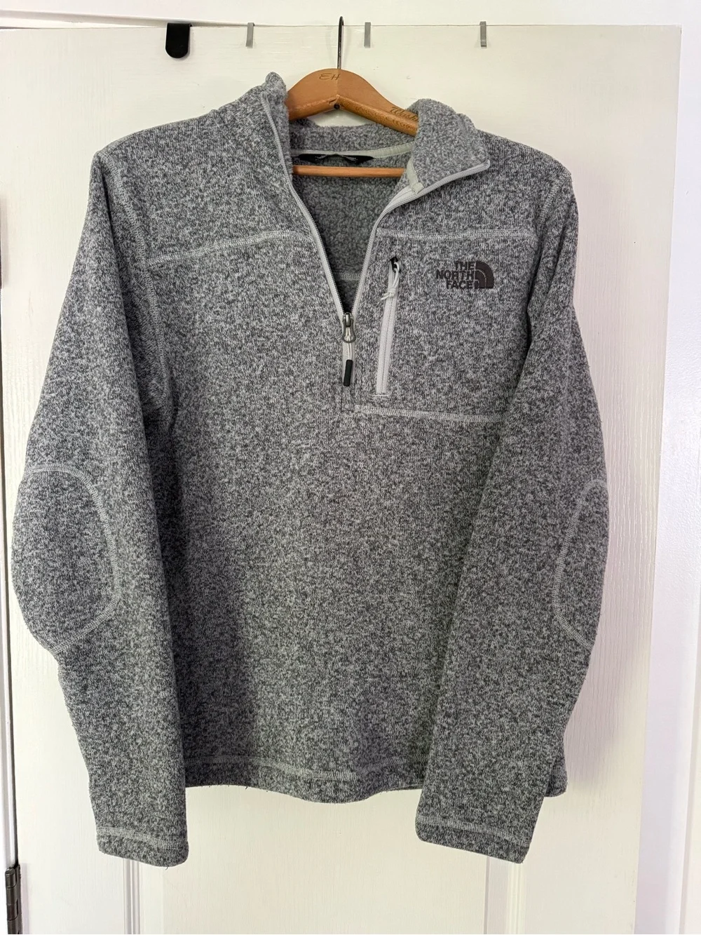 The North Face Men's Heather Gray Quarter-Zip Fleece Pullover